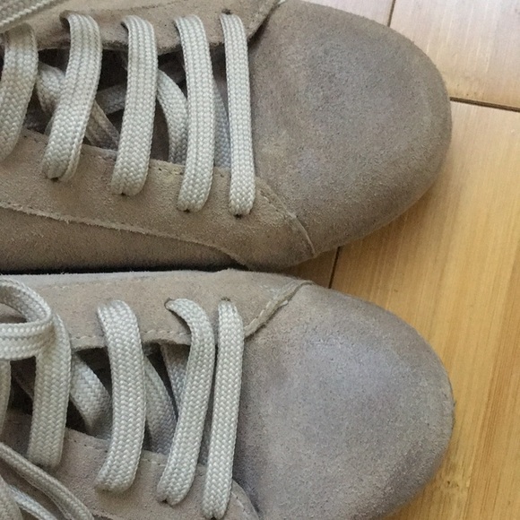 Beige suede Steve Madden sneakers - Picture 4 of 5